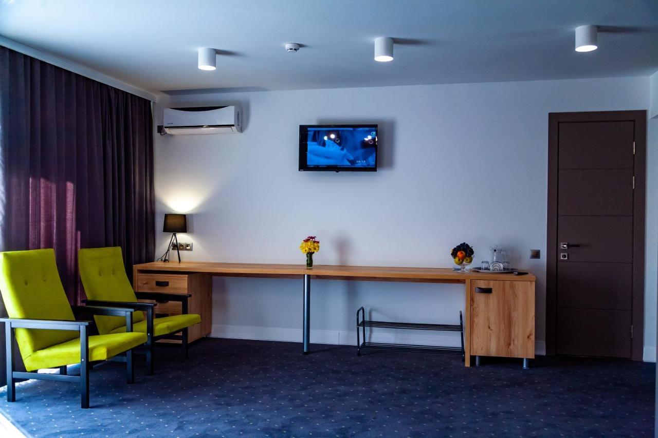 Institutul Muncii Otel Kişinev Dış mekan fotoğraf