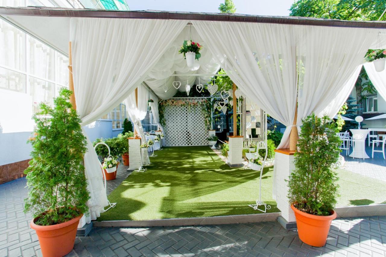 Institutul Muncii Otel Kişinev Dış mekan fotoğraf