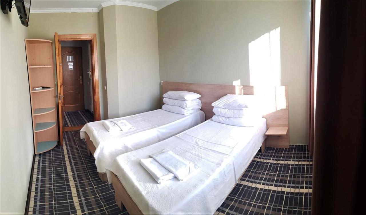 Institutul Muncii Otel Kişinev Dış mekan fotoğraf