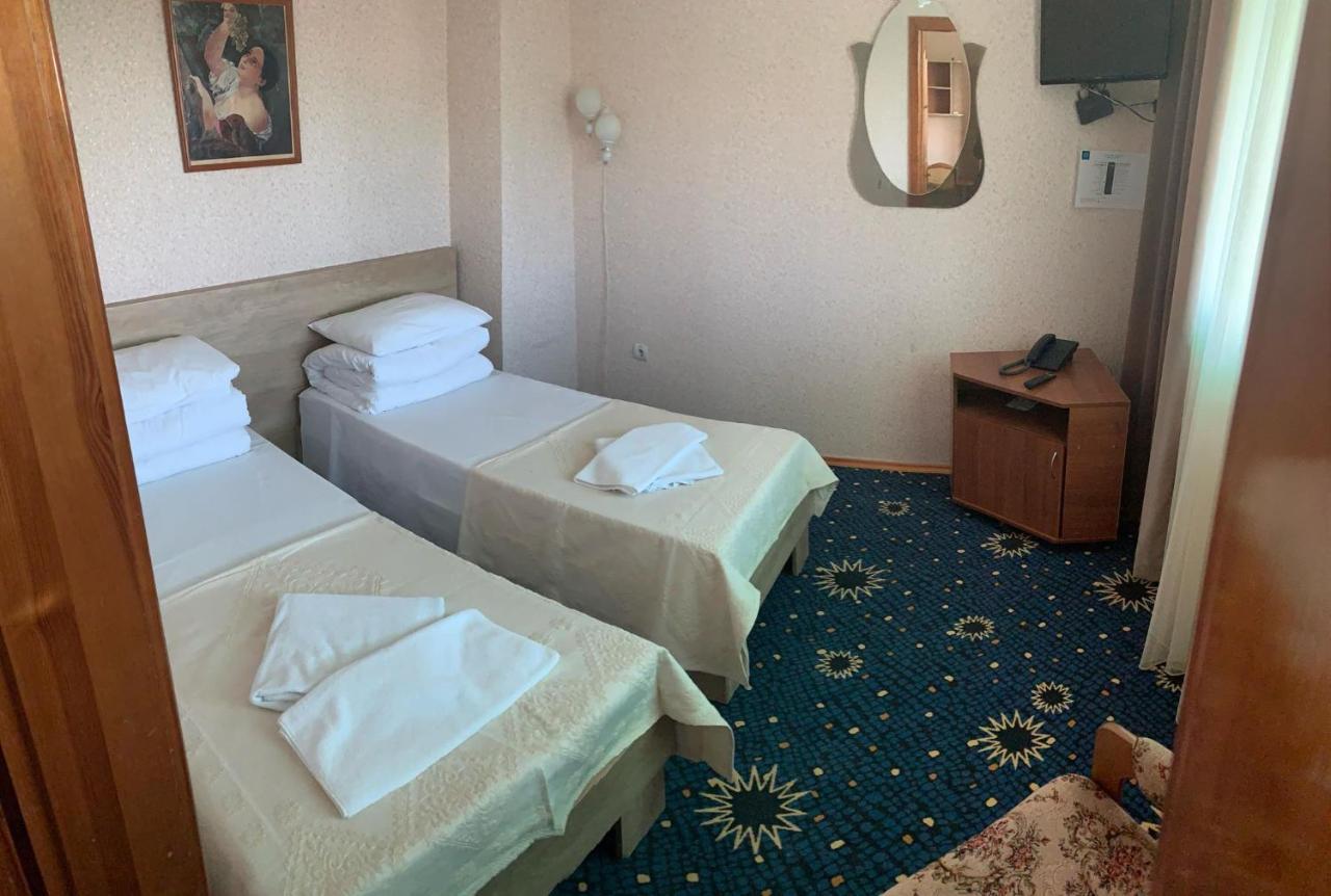 Institutul Muncii Otel Kişinev Dış mekan fotoğraf