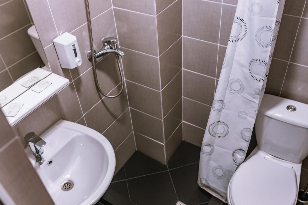 Institutul Muncii Otel Kişinev Dış mekan fotoğraf